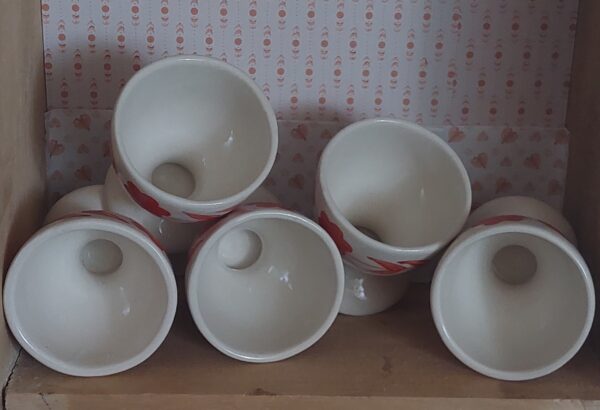 5 eierdoppen aardewerk