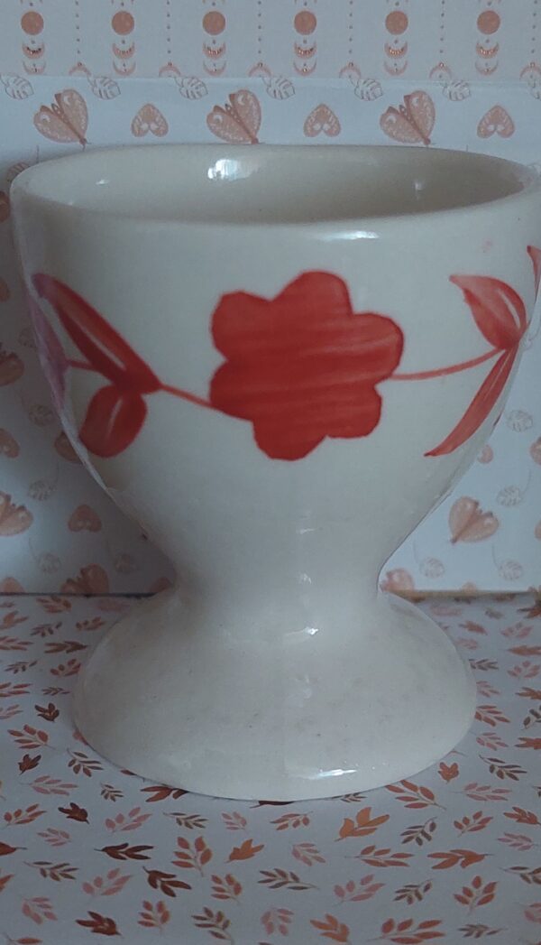 5 eierdoppen aardewerk