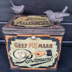 Antiek winkelblik JTS