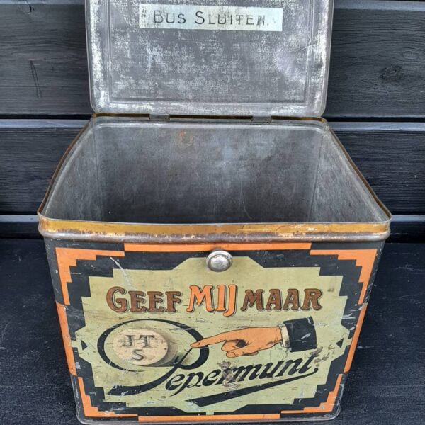 Antiek winkelblik JTS