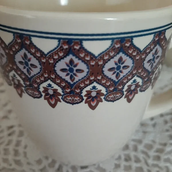 Set Van 6 Grote Bekers Ornamenten