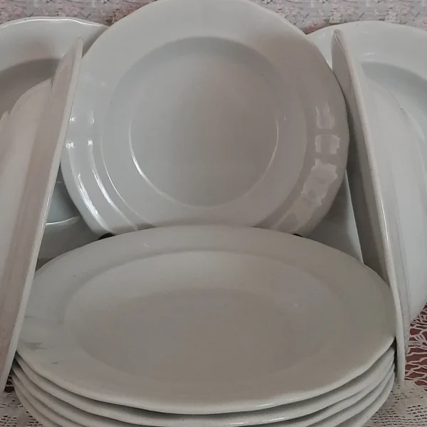 10 borden Société Ceramique Maestricht