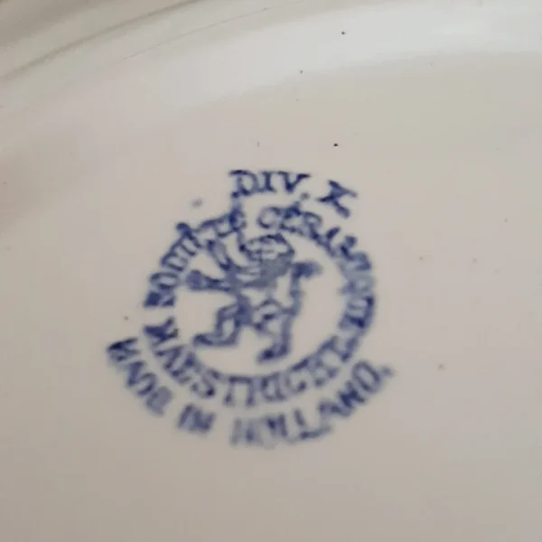 10 borden Société Ceramique Maestricht