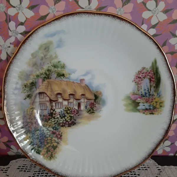 Kop en schotel Elisabethan