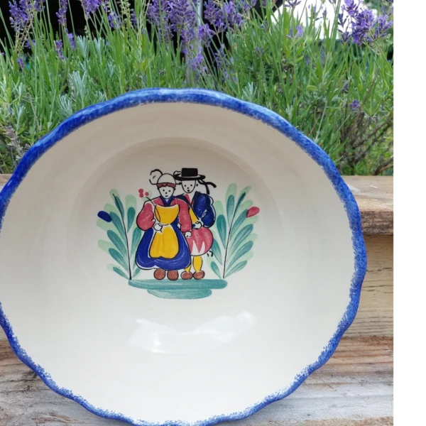 Grote kom Bretons aardewerk