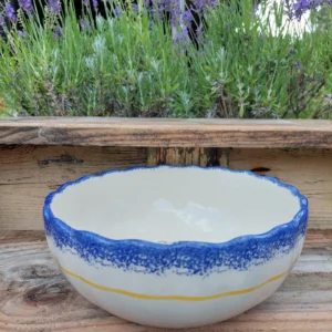 Grote kom Bretons aardewerk