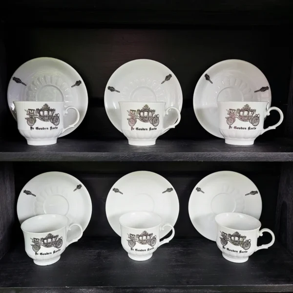 Servies gouden koets