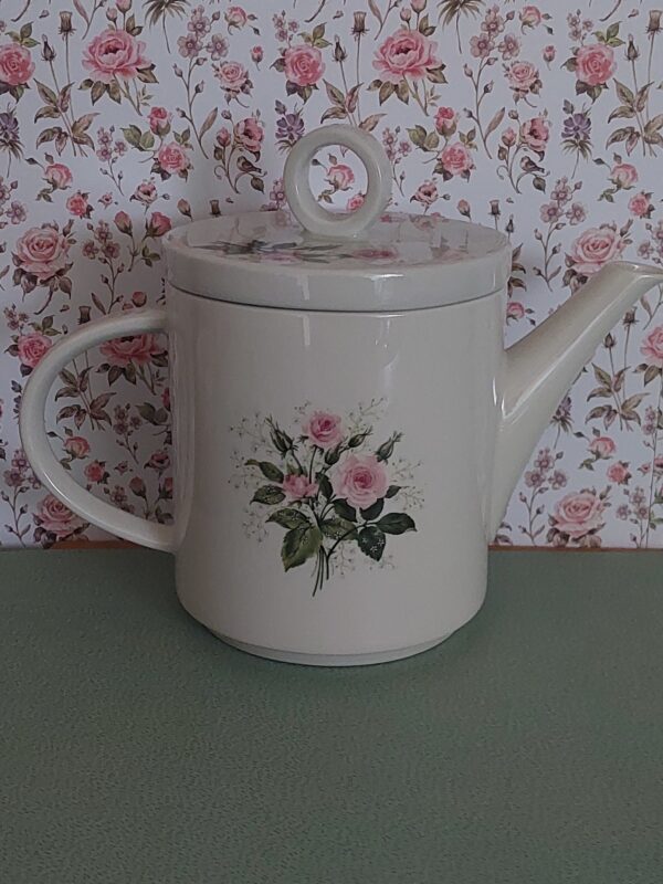 Grote theepot septfontaines