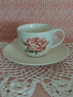 Kop en schotel, a rose is a rose