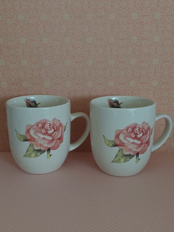 Kleine beker a rose is a rose