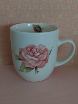 Kleine beker a rose is a rose