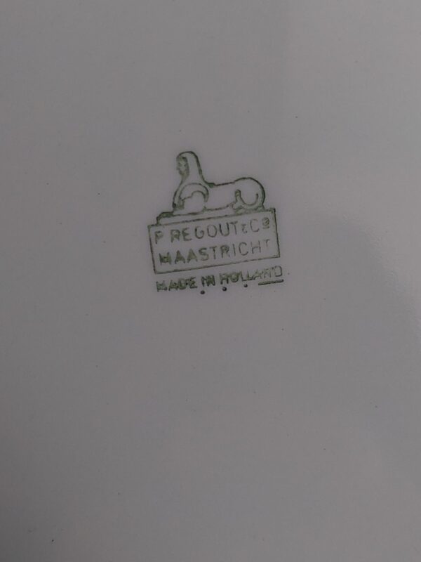 Ovale schaal Petrus Regout & Co