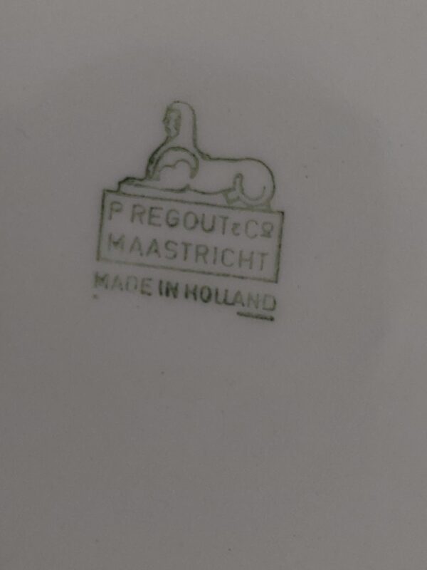 Hoge grote schaal Petrus regout & Co