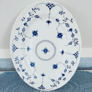 Groot ovaal bord Churchill Finlandia