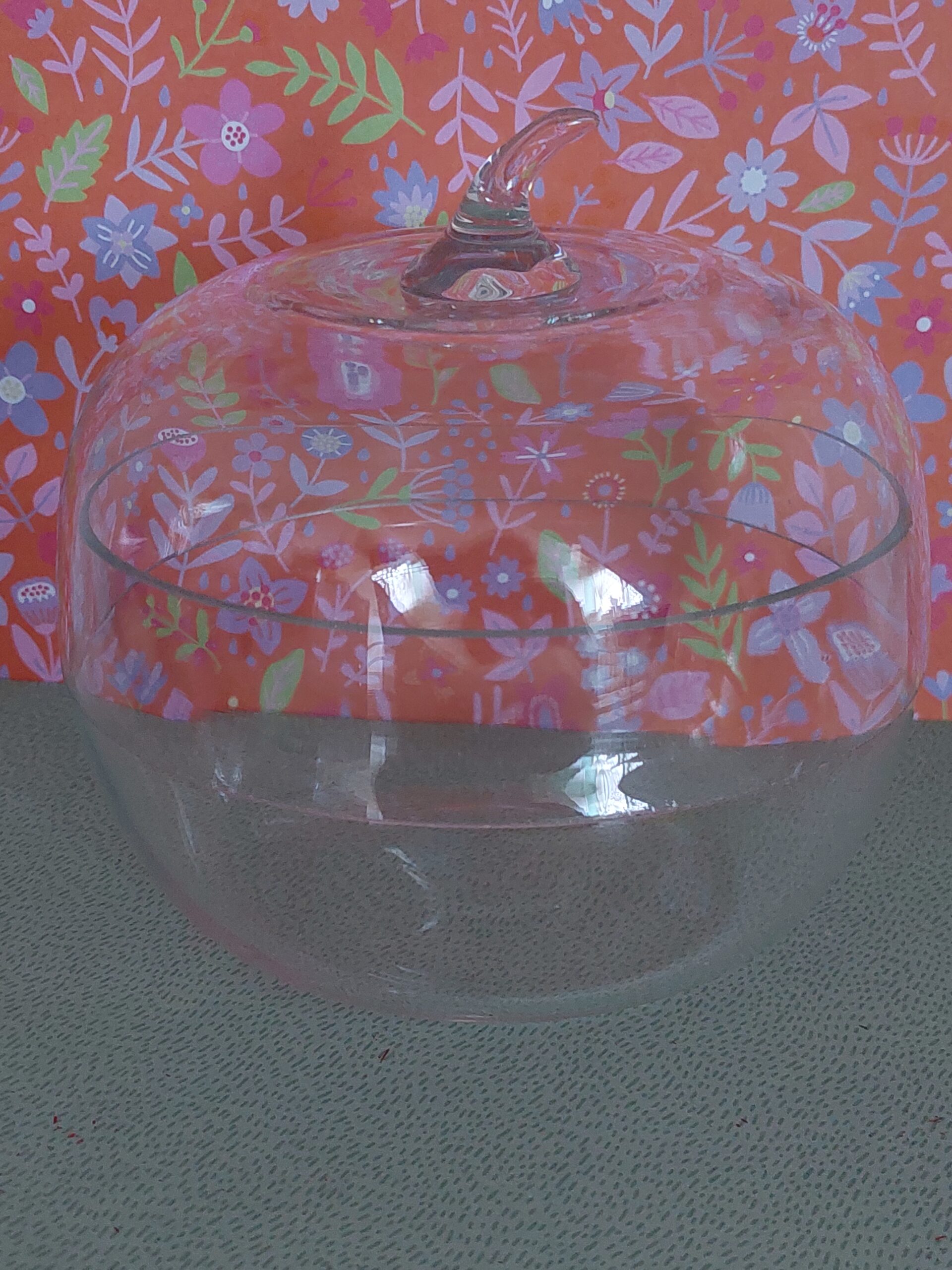 Glazen bonbonnaire met deksel