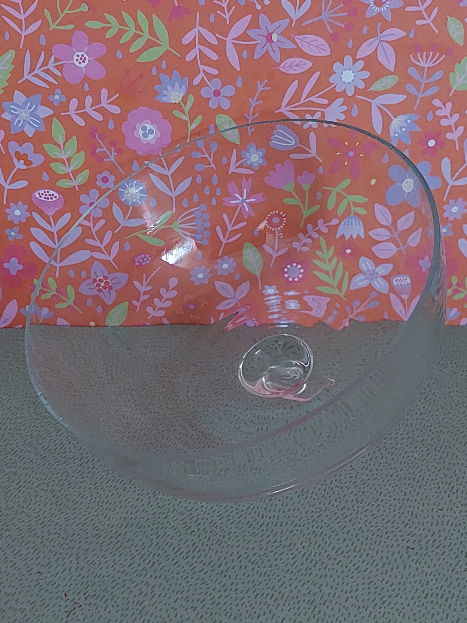 Glazen bonbonnaire met deksel