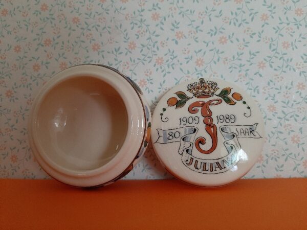 Dekseldoosje Juliana