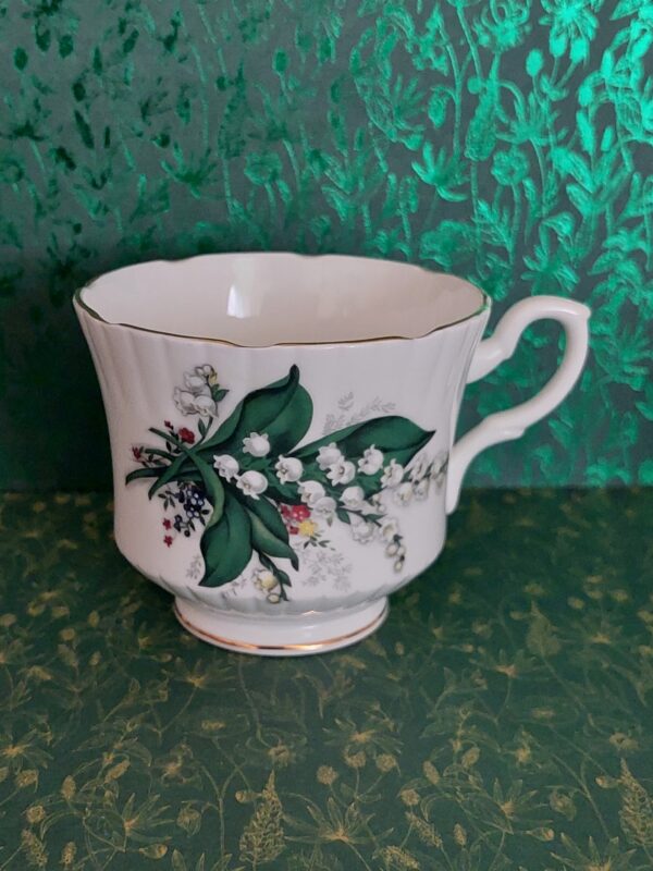 Kop en Schotel Lelietjes van Dalen