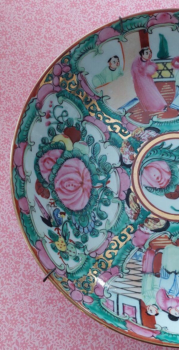 20240412_125328 Chinese Famille Rose schaal