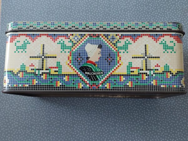 Blikken trommel klederdracht