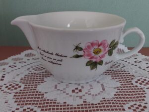 Sauskom libelle Porcelain