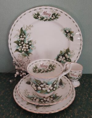 Royal Albert ontbijtset Flower of the month May