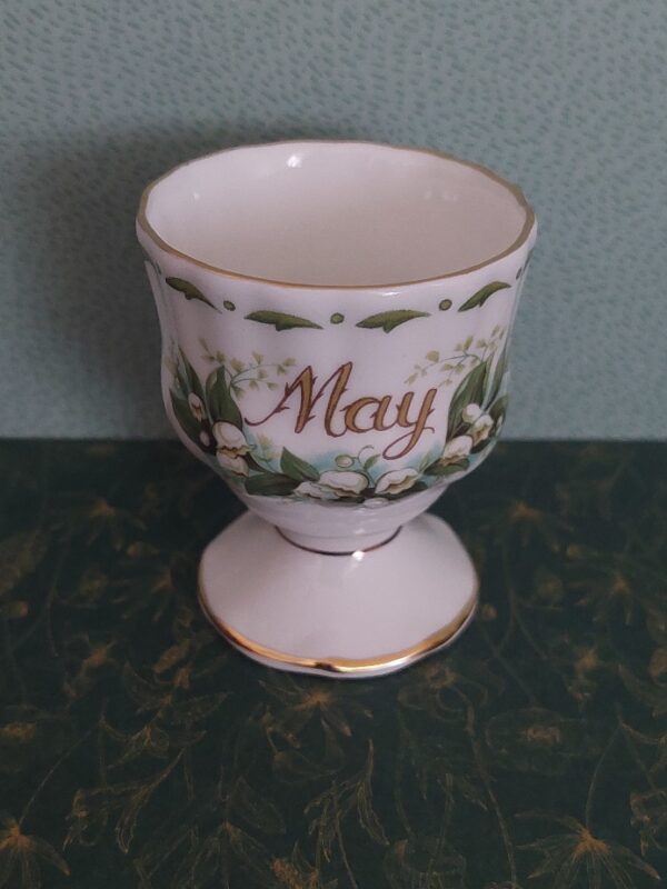 Royal Albert ontbijtset Flower of the month May