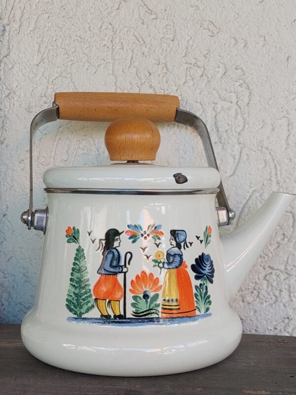 Bretonse vintage emaille waterketel
