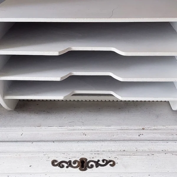 Grote houten postbak