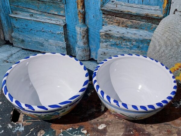 Franse kom Handbeschilderd