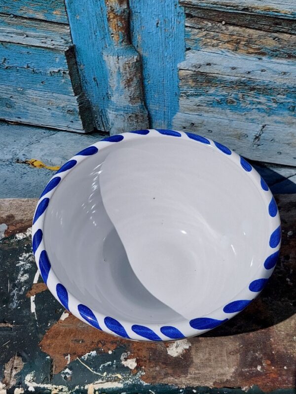 Franse kom Handbeschilderd