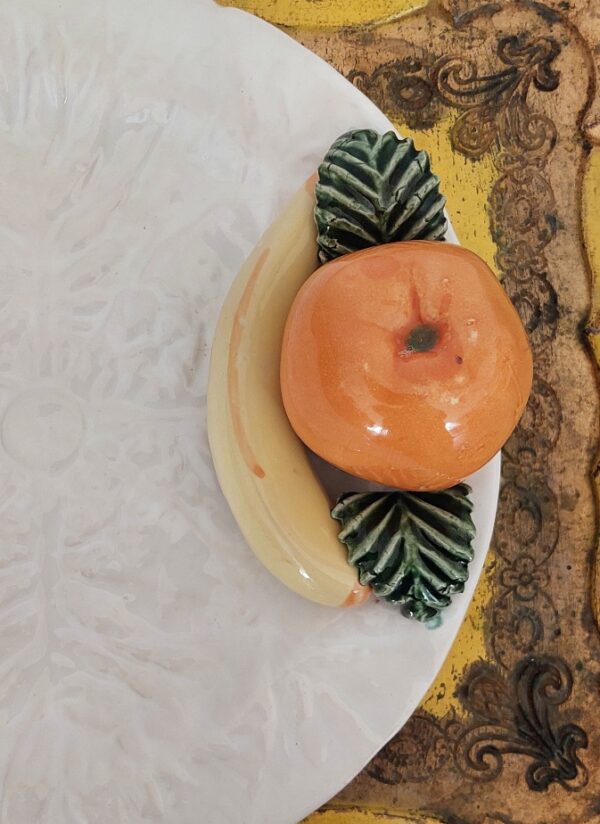 Barbotine Majolica  schaal