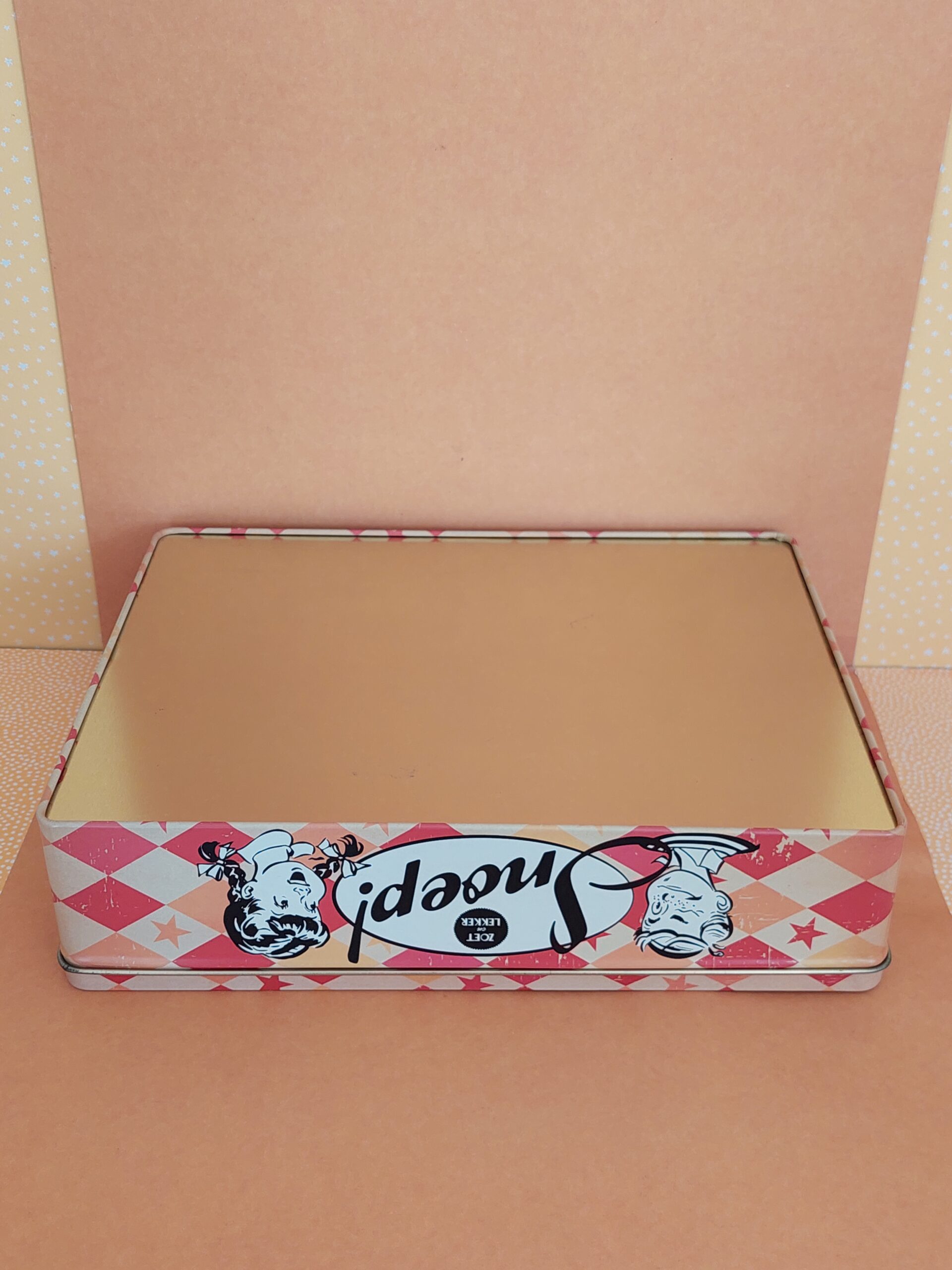 Blikken doos snoepjes maken