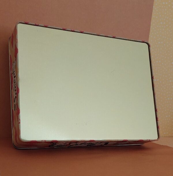 Blikken doos snoepjes maken