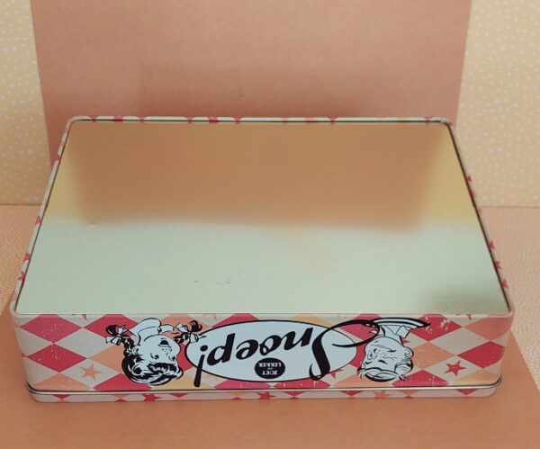 Blikken doos snoepjes maken