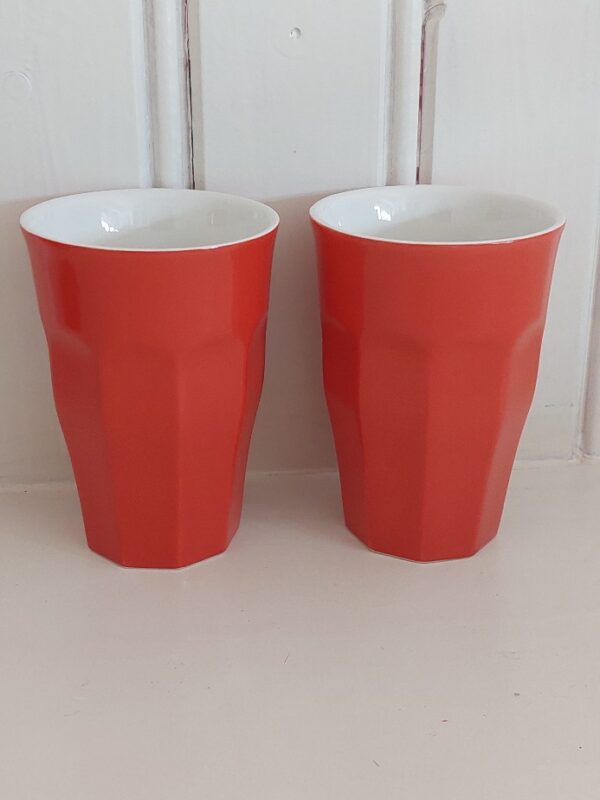 Set 2 rode hoge bekers