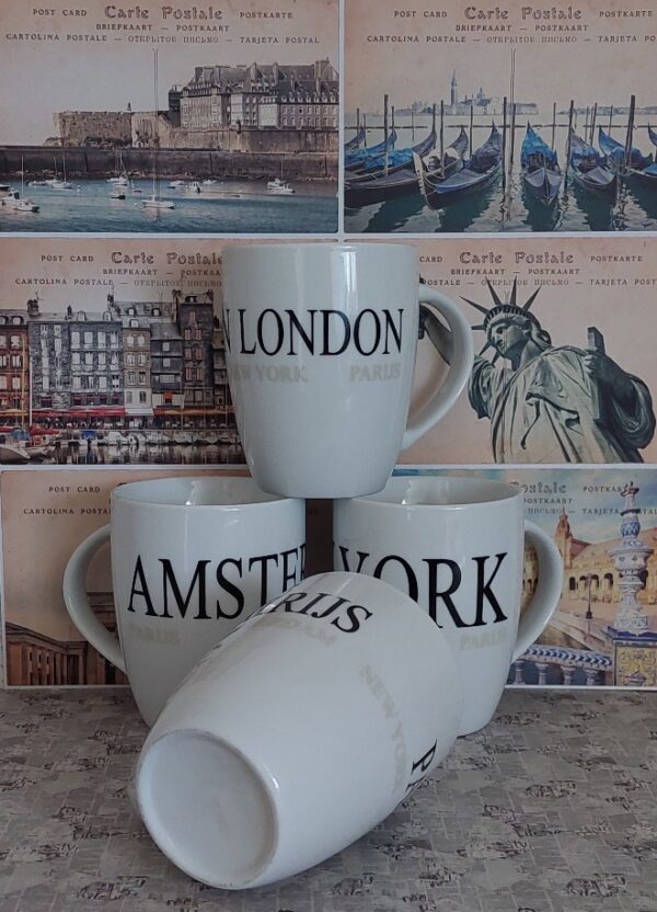 Set van 4 grote City bekers