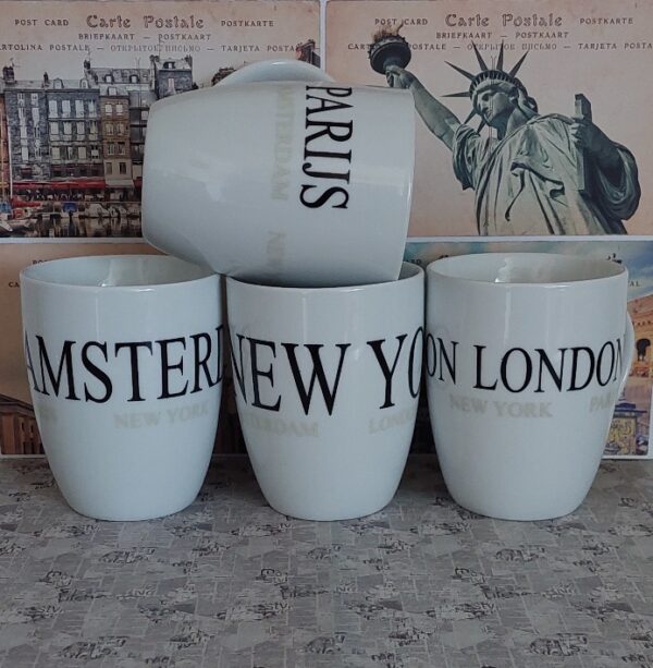 Set van 4 grote City bekers