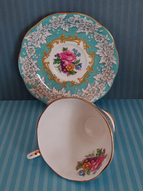 Royal Albert Dames Kop en Schotel Enchantment