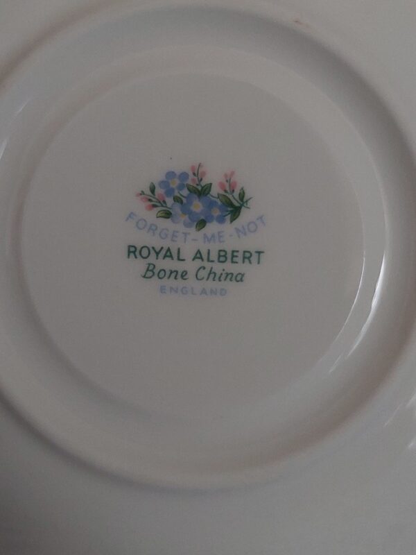 Royal Albert Kop En Schotel Forget me not