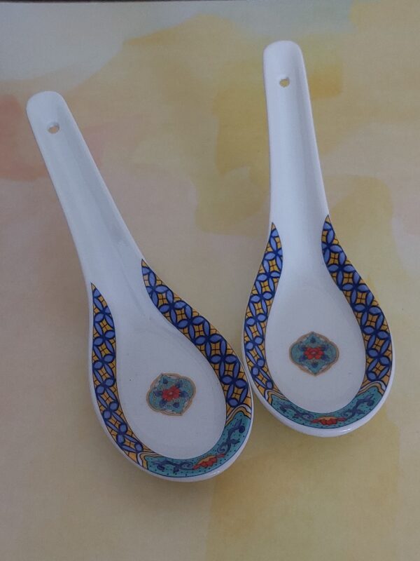 20250223_153209 Set Van 2 Chinese Kleine Kommen