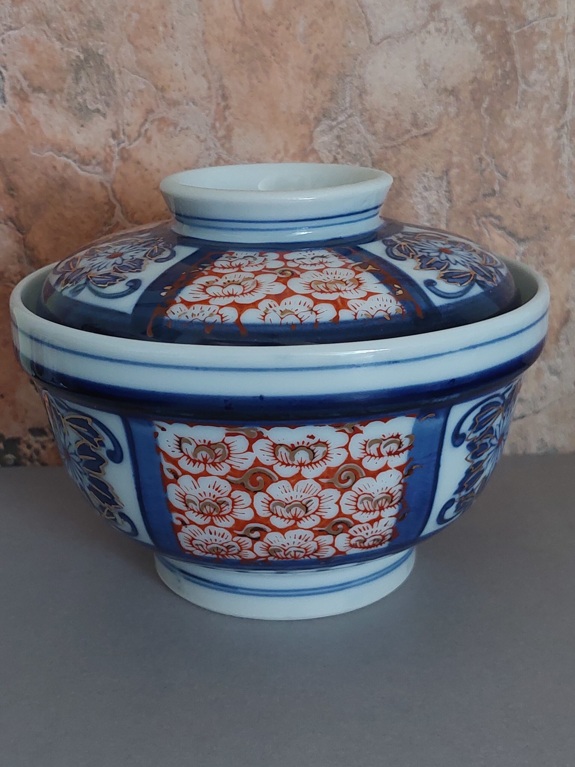 1 Japanse Imari Dekselpot