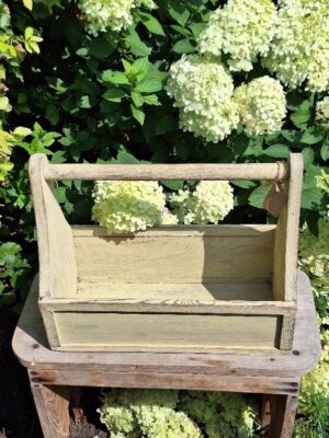 Houten Bak met Hengsel