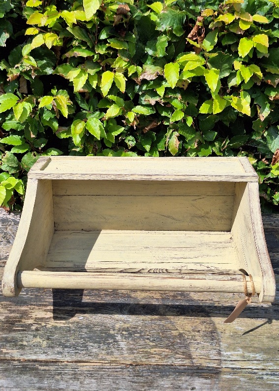 Houten Bak met Hengsel