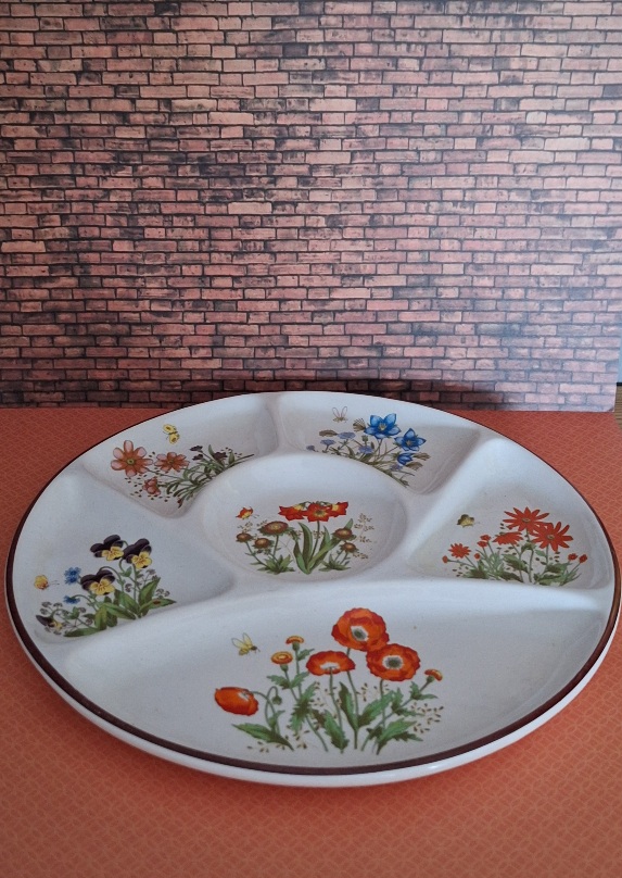 Retro Gourmetbord Wildflowers