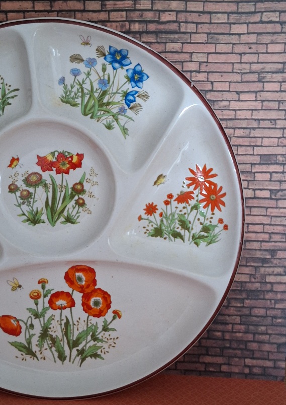 Retro Gourmetbord Wildflowers