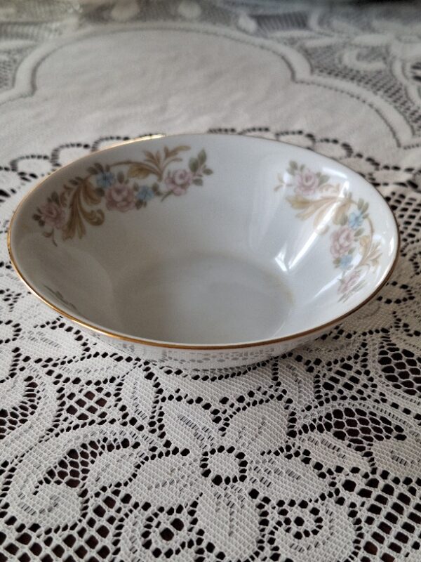 1 Dessertschaaltje Königl. PR Tettau