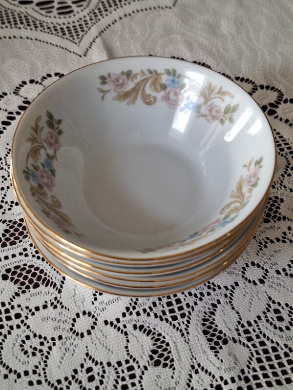 1 Dessertschaaltje Königl. PR Tettau