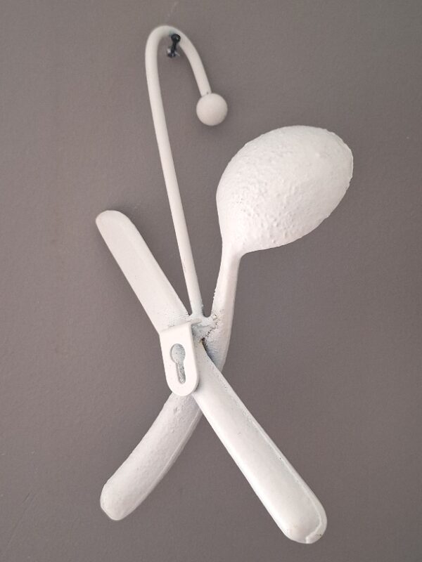 20251123_114518 Gietijzeren Keukenhaak Wit