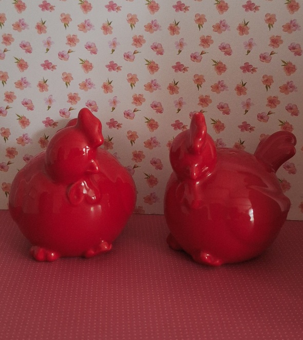 Peper En Zoutstel Rode Kippen